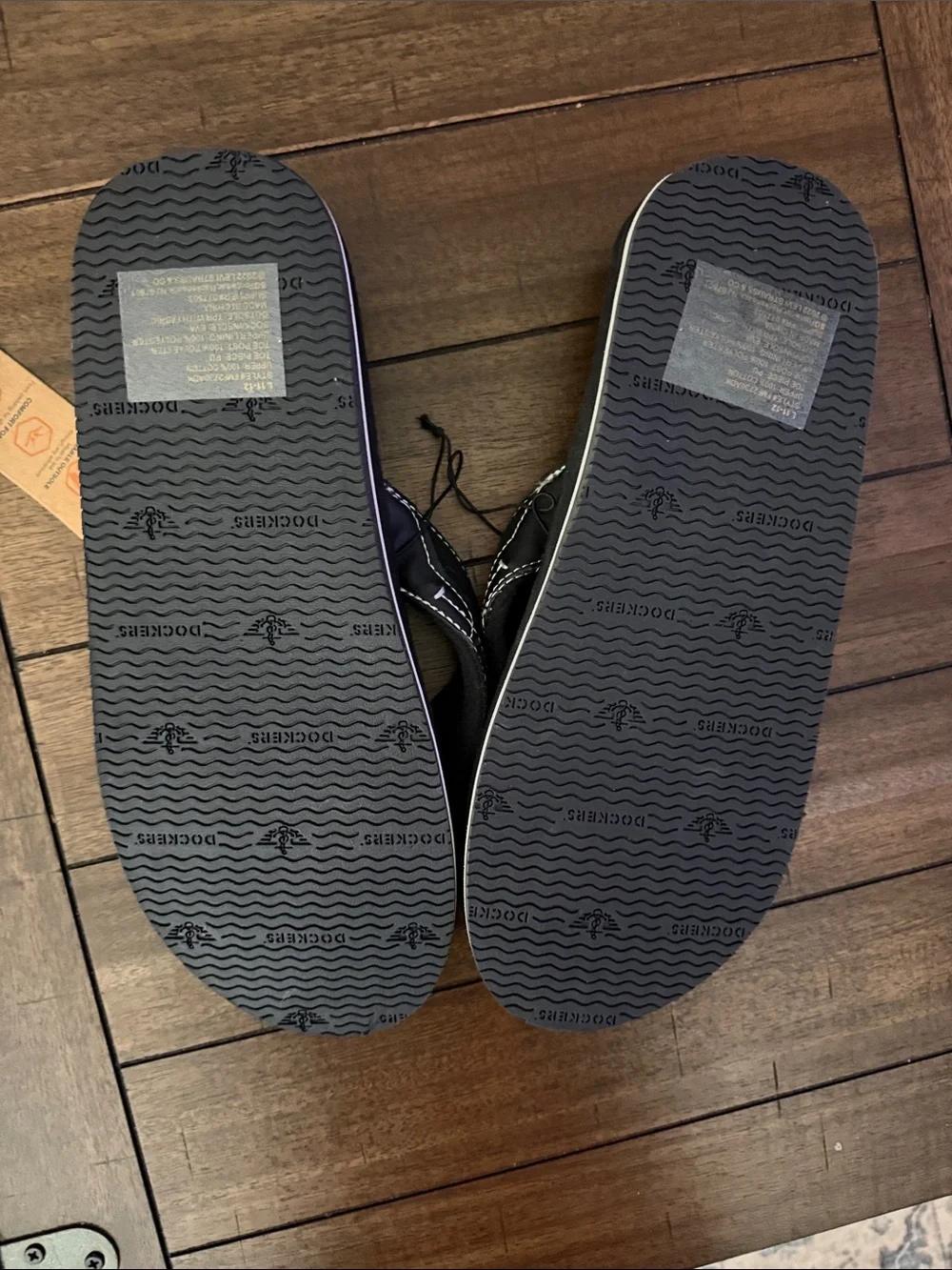Dockers classic flip